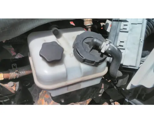 FREIGHTLINER M2 106 POWER STEERING RESERVOIR