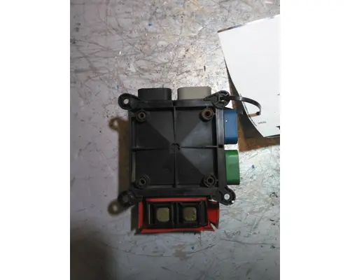 FREIGHTLINER M2 106 POWERNET DISTRIBUTION BOX (PNDB)