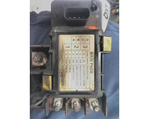 FREIGHTLINER M2 106 POWERNET DISTRIBUTION BOX (PNDB)