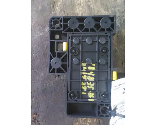 FREIGHTLINER M2 106 POWERNET DISTRIBUTION BOX (PNDB)