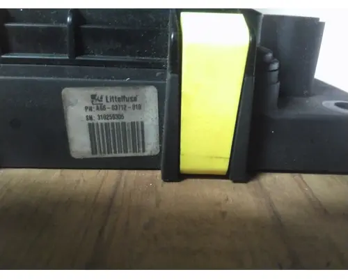 FREIGHTLINER M2 106 POWERNET DISTRIBUTION BOX (PNDB)