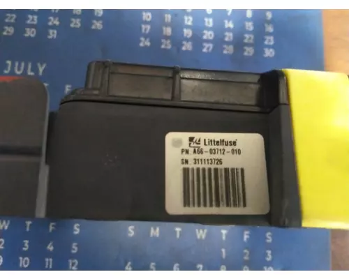 FREIGHTLINER M2 106 POWERNET DISTRIBUTION BOX (PNDB)