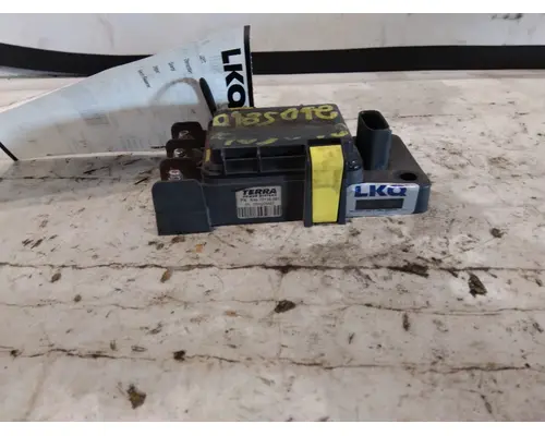 FREIGHTLINER M2 106 POWERNET DISTRIBUTION BOX (PNDB)