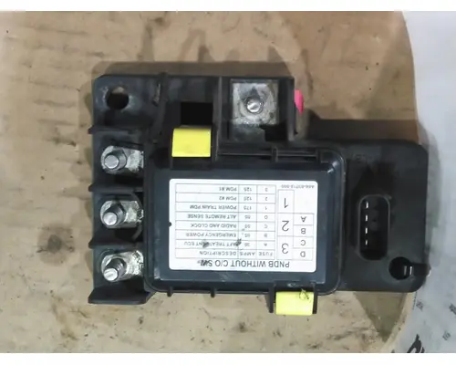 FREIGHTLINER M2 106 POWERNET DISTRIBUTION BOX (PNDB)