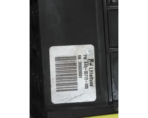 FREIGHTLINER M2 106 POWERNET DISTRIBUTION BOX (PNDB)