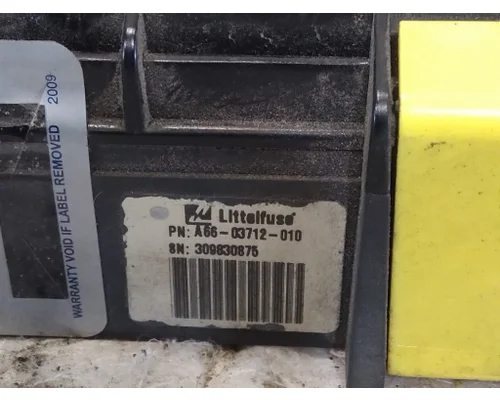 FREIGHTLINER M2 106 POWERNET DISTRIBUTION BOX (PNDB)