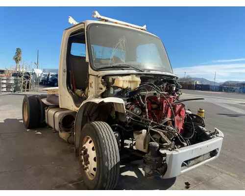 FREIGHTLINER M2 106 Parts Vehicles