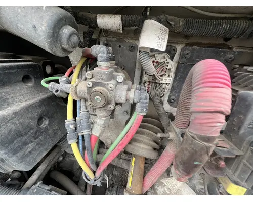 FREIGHTLINER M2 106 Power Brake Booster