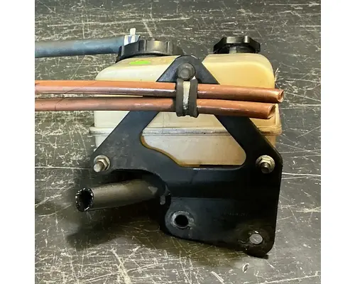 FREIGHTLINER M2 106 Power Steering Fluid Reservoir