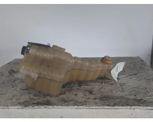 FREIGHTLINER M2 106 RADIATOR OVERFLOW TANK