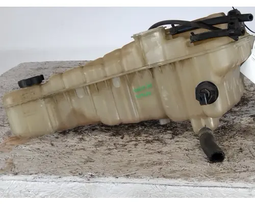 FREIGHTLINER M2 106 RADIATOR OVERFLOW TANK