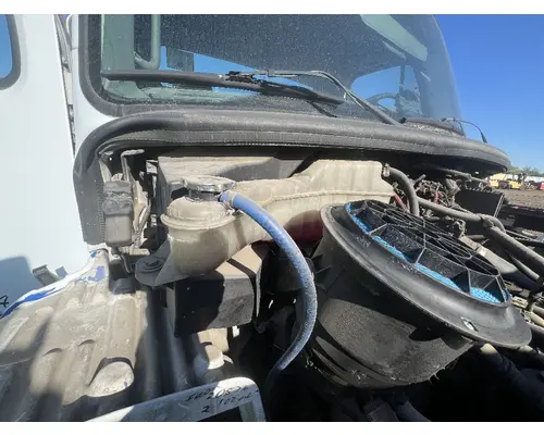 FREIGHTLINER M2 106 Radiator Overflow Bottle