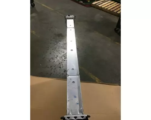 FREIGHTLINER M2 106 Radiator