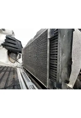 FREIGHTLINER M2 106 Radiator