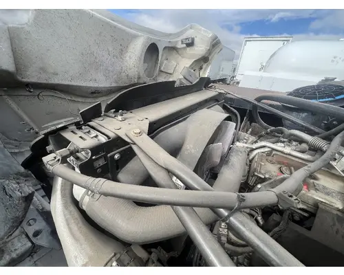 FREIGHTLINER M2 106 Radiator
