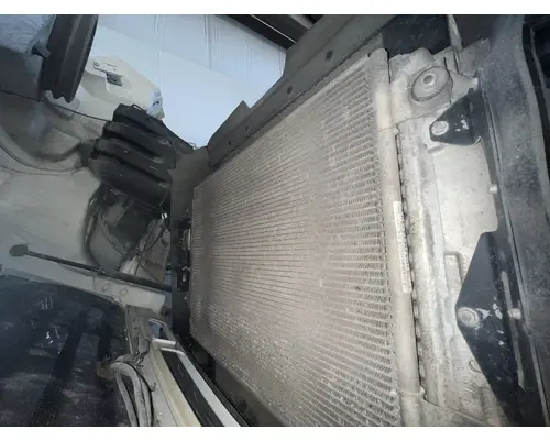 FREIGHTLINER M2 106 Radiator
