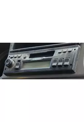 FREIGHTLINER M2 106 Radio