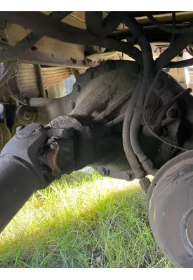 FREIGHTLINER M2 106 Rears (Rear)