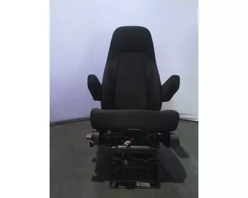 FREIGHTLINER M2 106 SEAT, FRONT