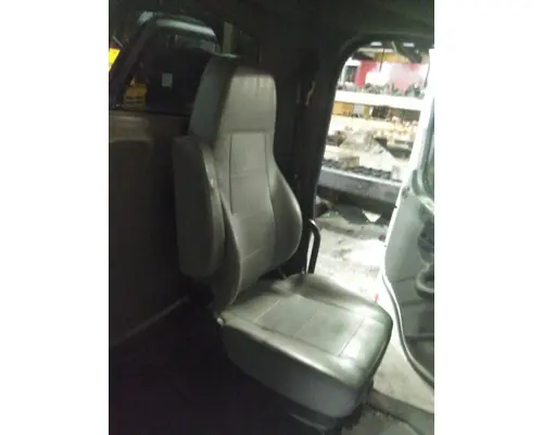 FREIGHTLINER M2 106 SEAT, FRONT