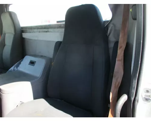 FREIGHTLINER M2 106 SEAT, FRONT