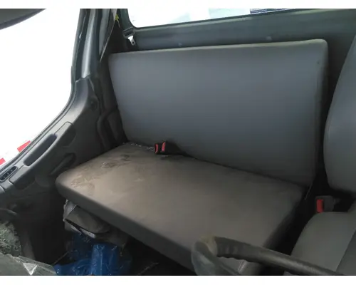 FREIGHTLINER M2 106 SEAT, FRONT