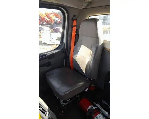 FREIGHTLINER M2 106 SEAT, FRONT