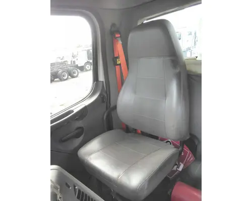 FREIGHTLINER M2 106 SEAT, FRONT