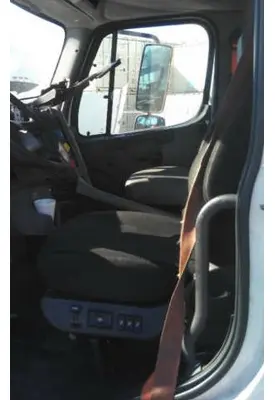 FREIGHTLINER M2 106 SEAT, FRONT