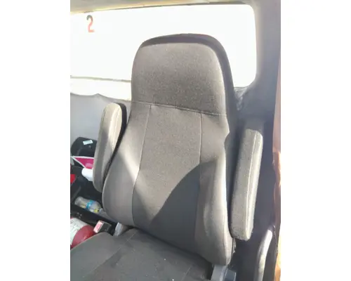 FREIGHTLINER M2 106 SEAT, FRONT