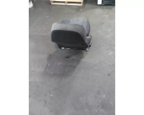 FREIGHTLINER M2 106 SEAT, FRONT