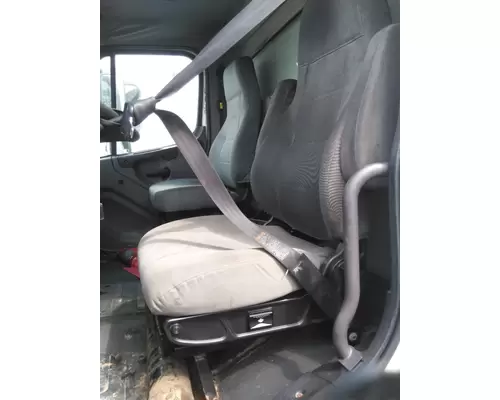 FREIGHTLINER M2 106 SEAT, FRONT