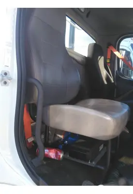 FREIGHTLINER M2 106 SEAT, FRONT