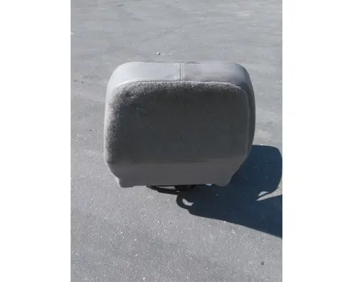 FREIGHTLINER M2 106 SEAT, FRONT