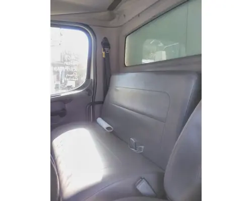 FREIGHTLINER M2 106 SEAT, FRONT