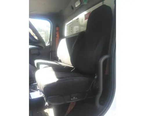 FREIGHTLINER M2 106 SEAT, FRONT