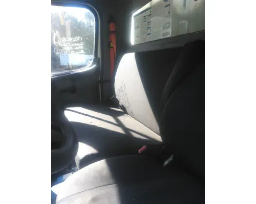 FREIGHTLINER M2 106 SEAT, FRONT