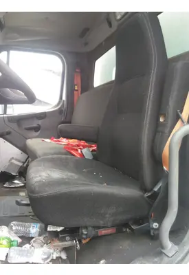 FREIGHTLINER M2 106 SEAT, FRONT