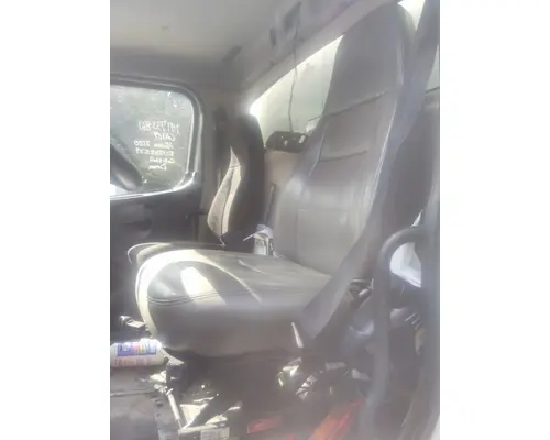 FREIGHTLINER M2 106 SEAT, FRONT