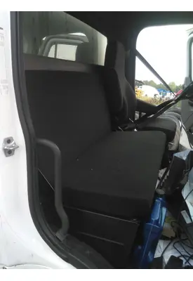 FREIGHTLINER M2 106 SEAT, FRONT