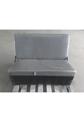 FREIGHTLINER M2 106 SEAT, FRONT