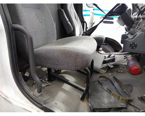 FREIGHTLINER M2 106 SEAT, FRONT