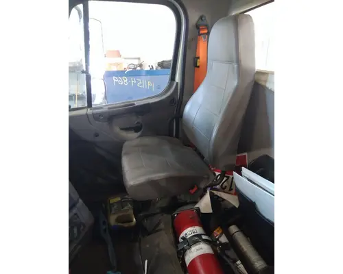FREIGHTLINER M2 106 SEAT, FRONT