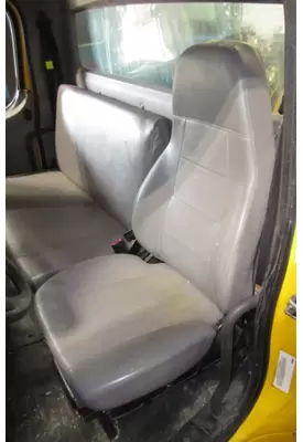 FREIGHTLINER M2 106 SEAT, FRONT