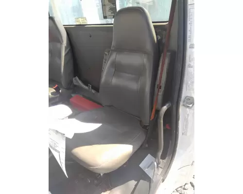 FREIGHTLINER M2 106 SEAT, FRONT