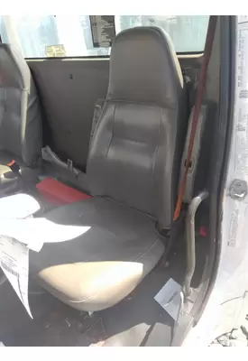 FREIGHTLINER M2 106 SEAT, FRONT