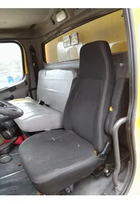 FREIGHTLINER M2 106 SEAT, FRONT