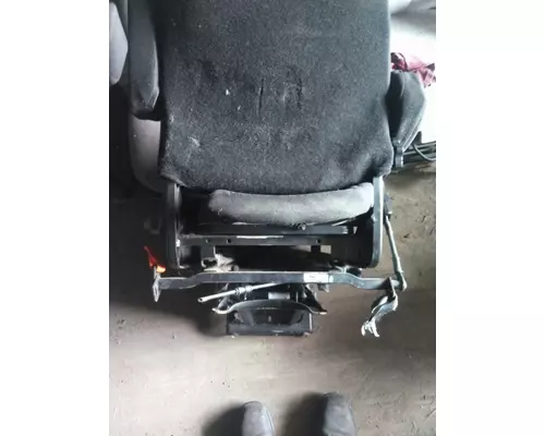 FREIGHTLINER M2 106 SEAT, FRONT