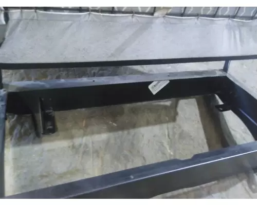FREIGHTLINER M2 106 SEAT, FRONT