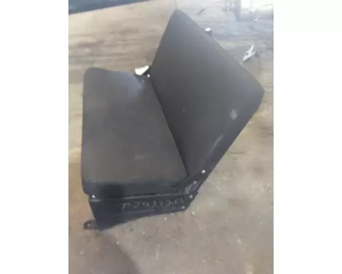 FREIGHTLINER M2 106 SEAT, FRONT